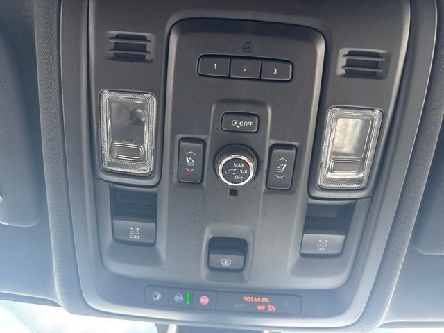 Used 2021 Black Chevrolet High Country image 32