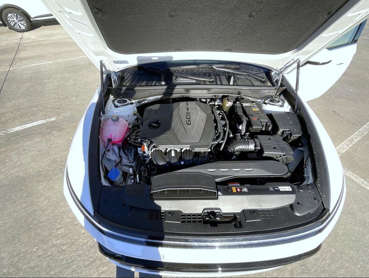 New 2026 White Hyundai SEL Sport image 23
