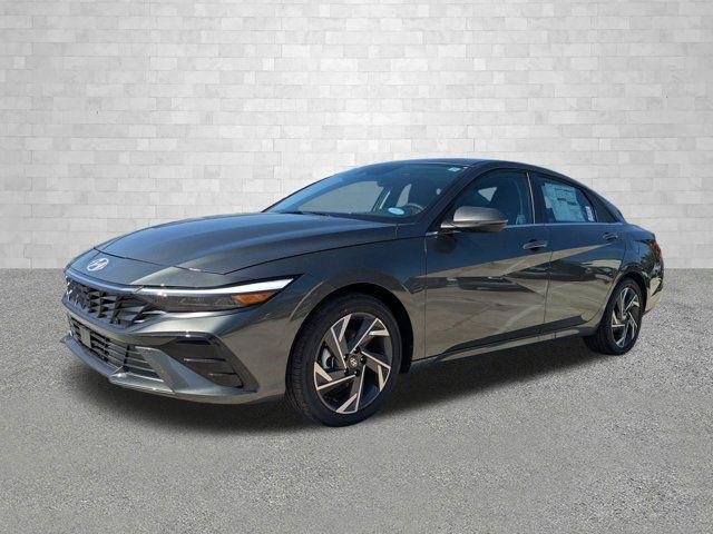 2025 Hyundai Elantra Limited - Photo 33
