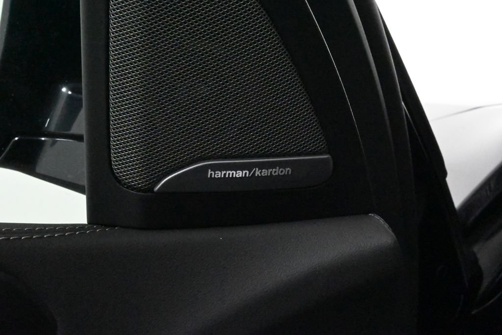 Used 2026 Black BMW xDrive50e image 31