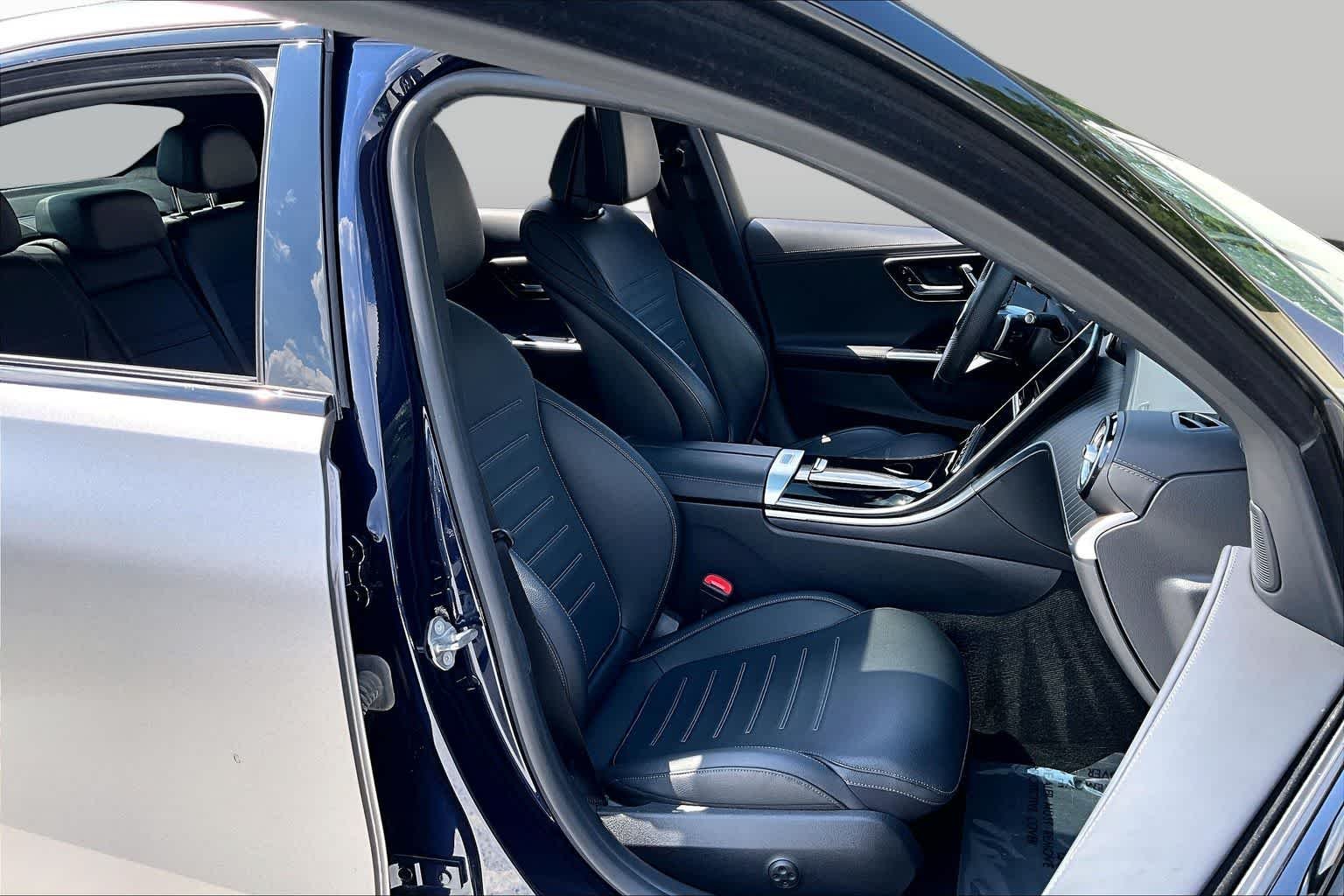 Used 2023 Lunar Blue Metallic Mercedes-Benz C 300 image 9