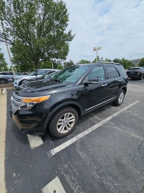 Used 2014 Tuxedo Black Metallic Ford XLT image 1