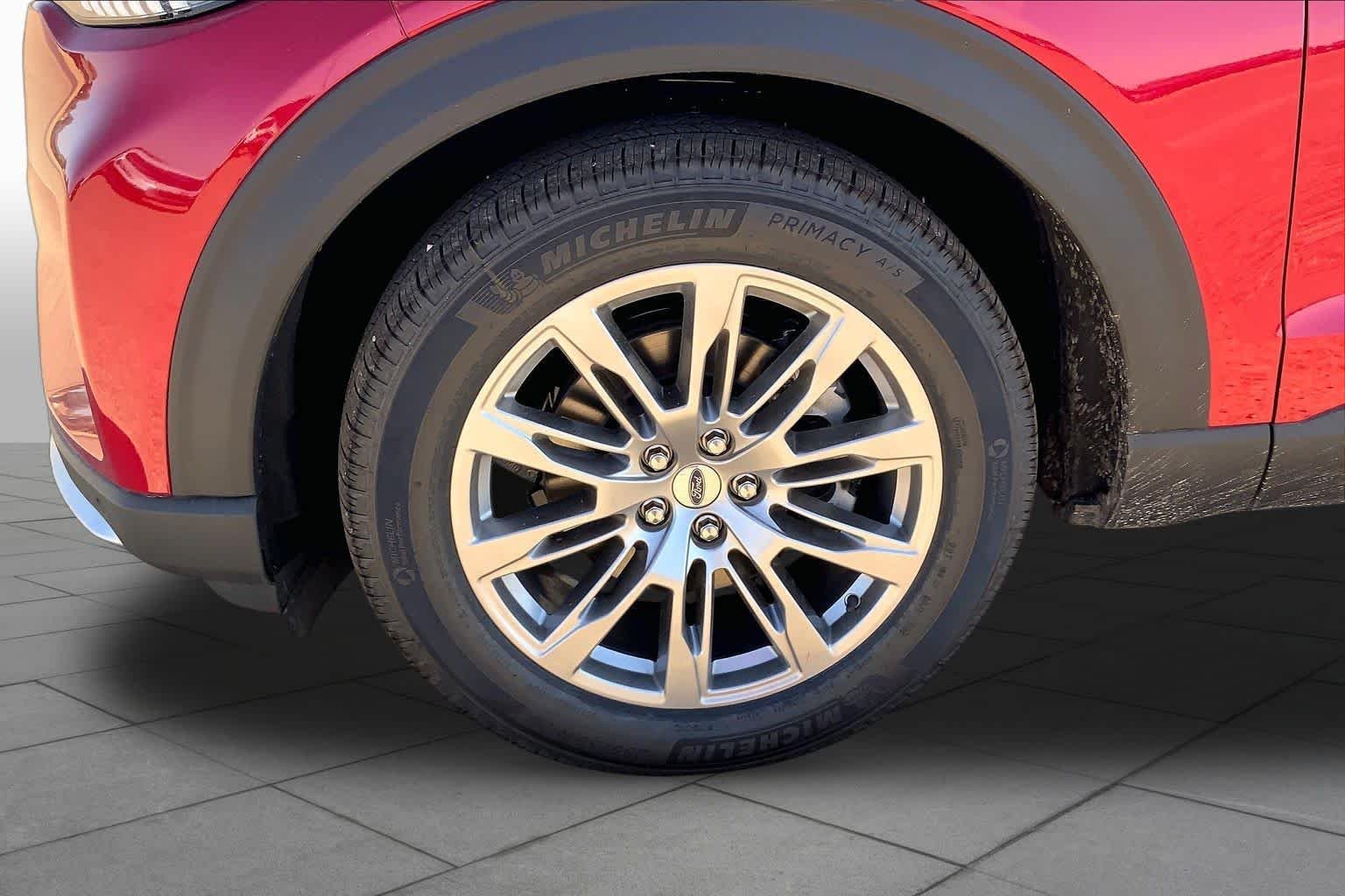 New 2026 Rapid Red Metallic Tinted Clearcoat Ford Platinum™ image 11
