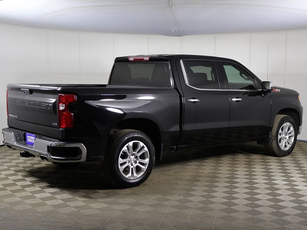 2023 Chevrolet Silverado 1500 LTZ - Photo 12