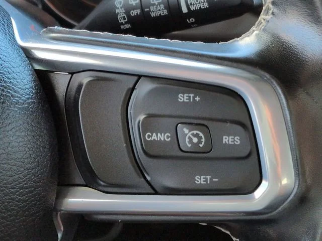 Used 2021 White Jeep Unlimited Sahara image 24