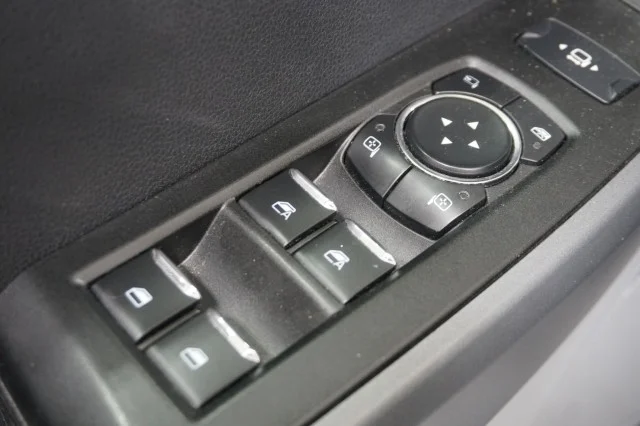 Used 2024  Ford XLT image 13