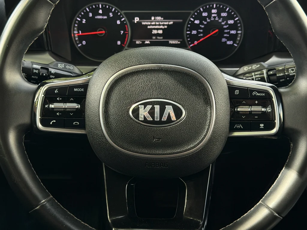 Used 2021 Passion Red Tintcoat Kia SX image 12