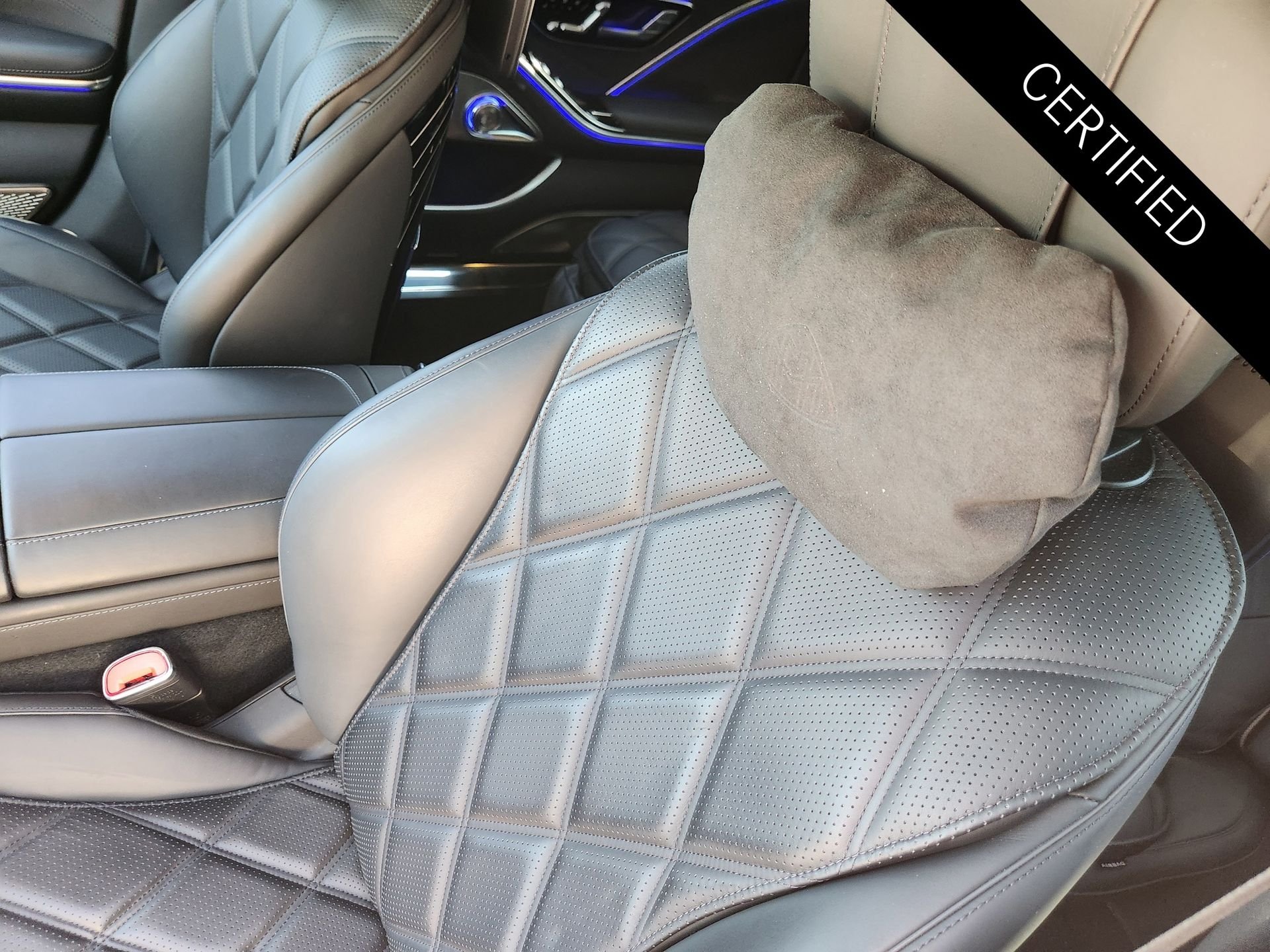 Certified Used 2023 MANUFAKTUR Cashmere White Magno Mercedes-Benz Maybach S 680 image 16