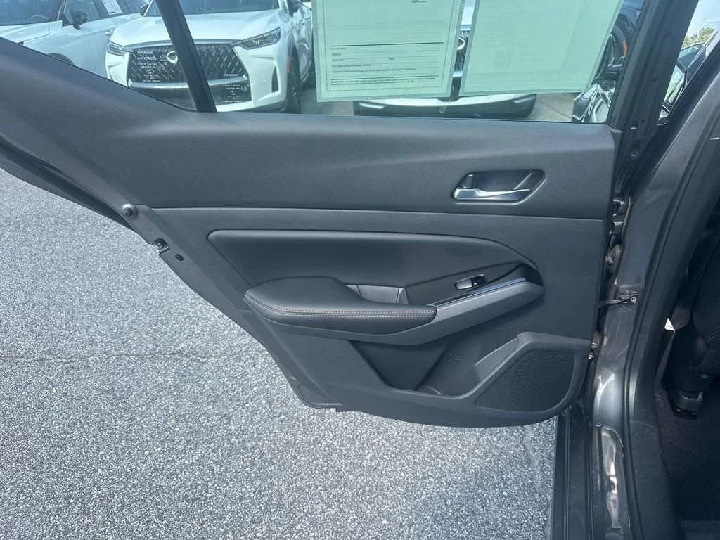 Used 2025 Gray Nissan 2.5 SR image 21