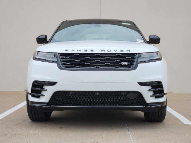 Certified Used 2026 White Land Rover Dynamic SE image 2