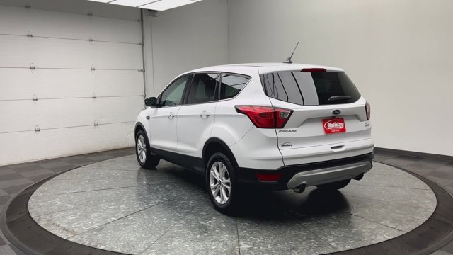 Used 2019 Oxford White Ford SE image 35