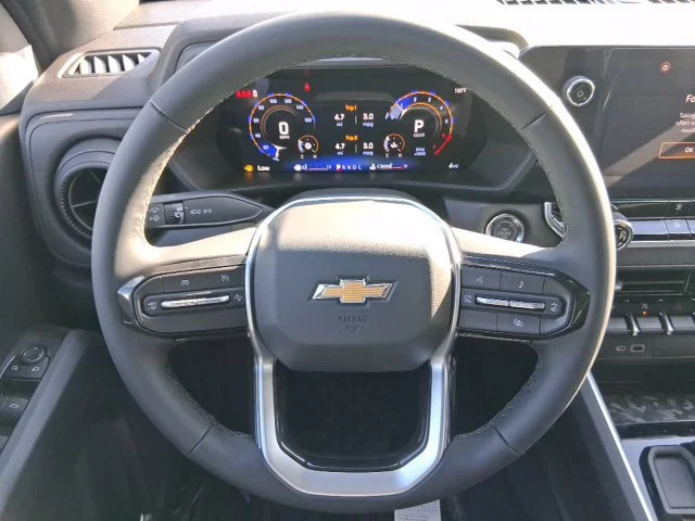 2026 Chevrolet Colorado Work Truck - Photo 10
