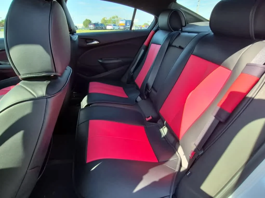 Used 2019 Summit White Chevrolet LT image 7