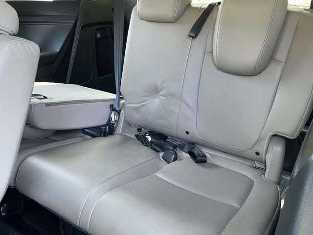 Used 2021 Platinum White Pearl Honda Touring image 6