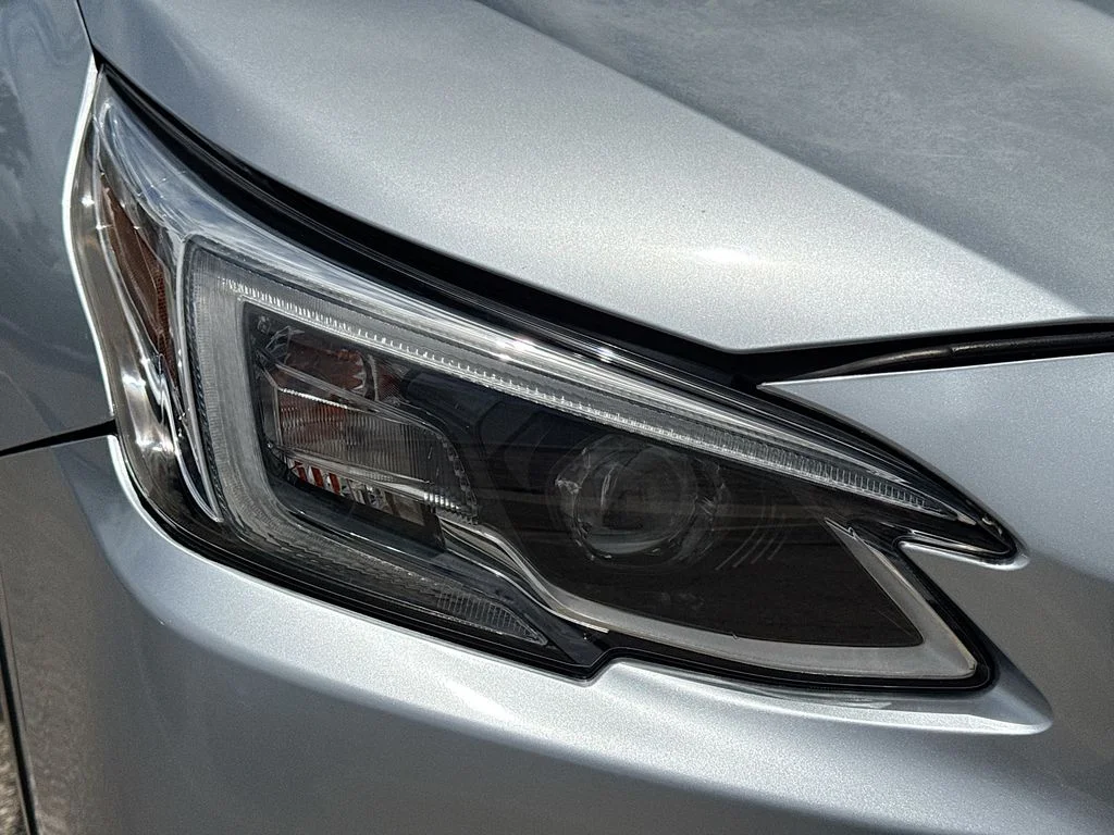 Used 2020 Silver Subaru Limited image 37