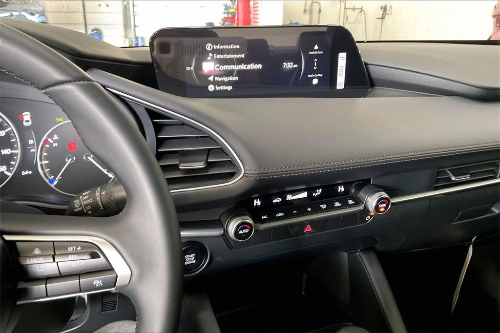 2026 MAZDA MAZDA3 - Image 5