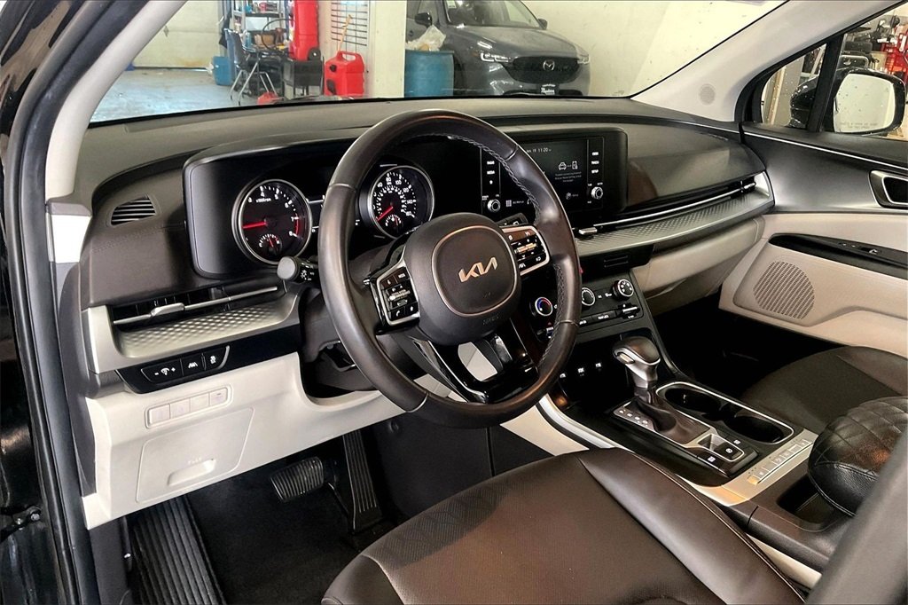 2024 KIA CARNIVAL - Image 13