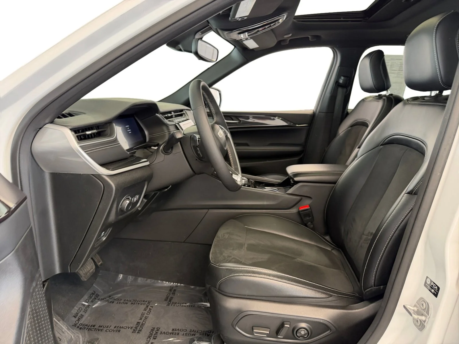 Used 2023 Bright White Clearcoat Jeep Altitude image 8