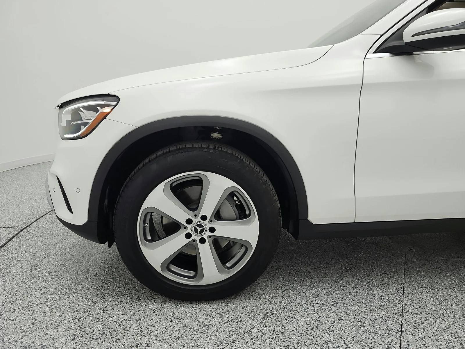 Certified Used 2022 Polar White Mercedes-Benz GLC 300 SUV image 18