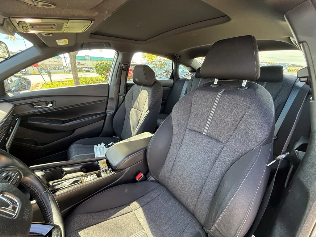 Used 2024  Honda Sport image 24