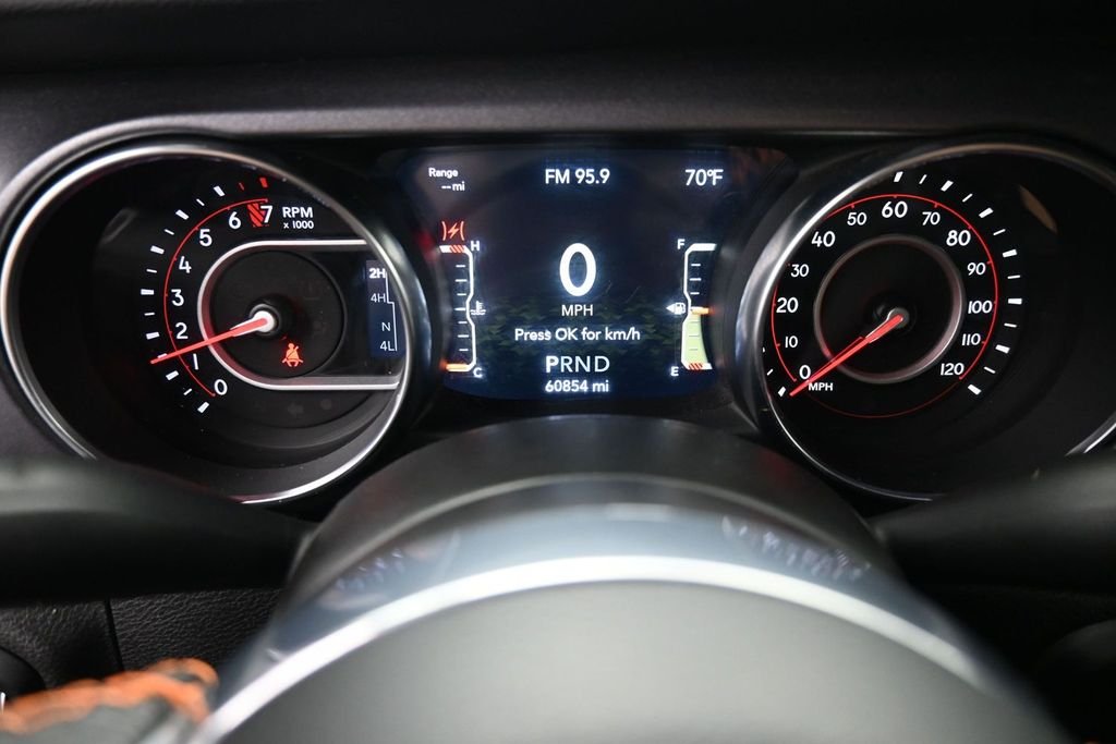 Used 2021 Gray Jeep Mojave image 18
