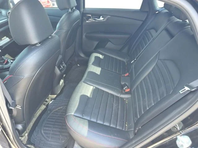 Used 2023 Black Kia GT image 4