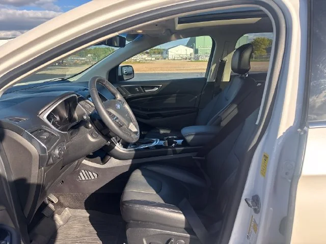 Used 2018 White Ford Titanium image 9
