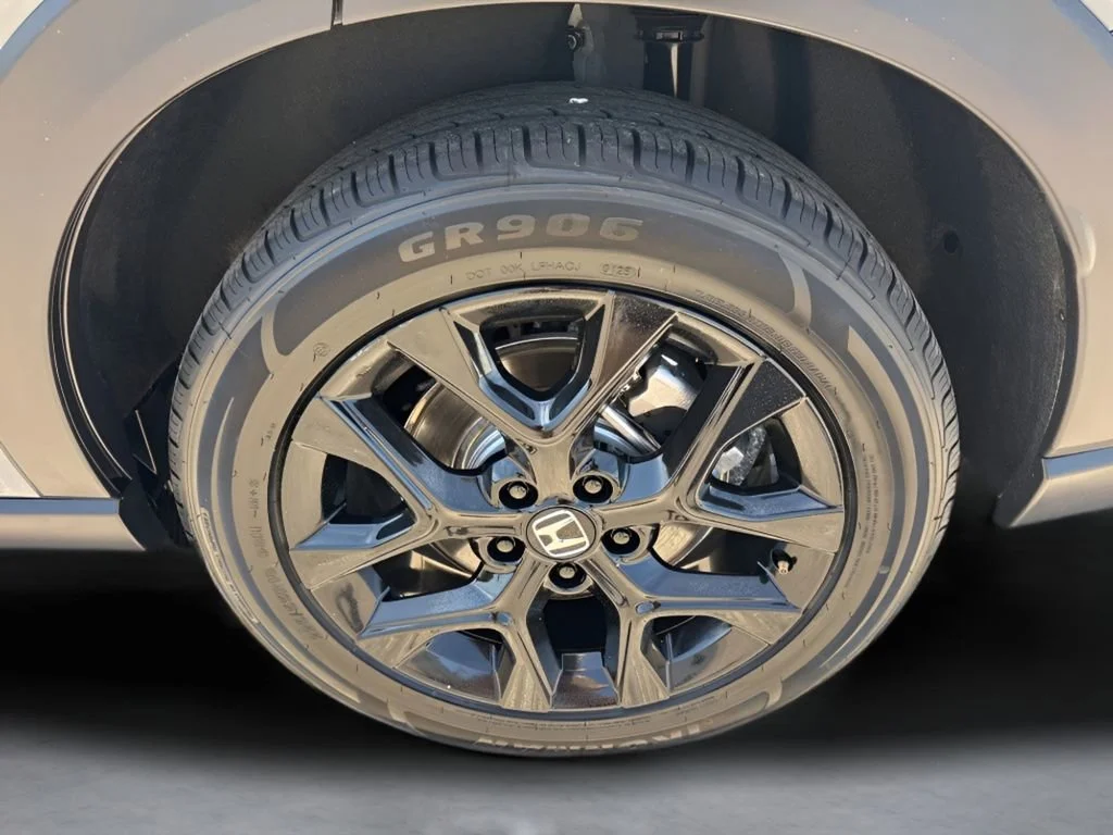 Used 2025 Gray Honda Sport image 28