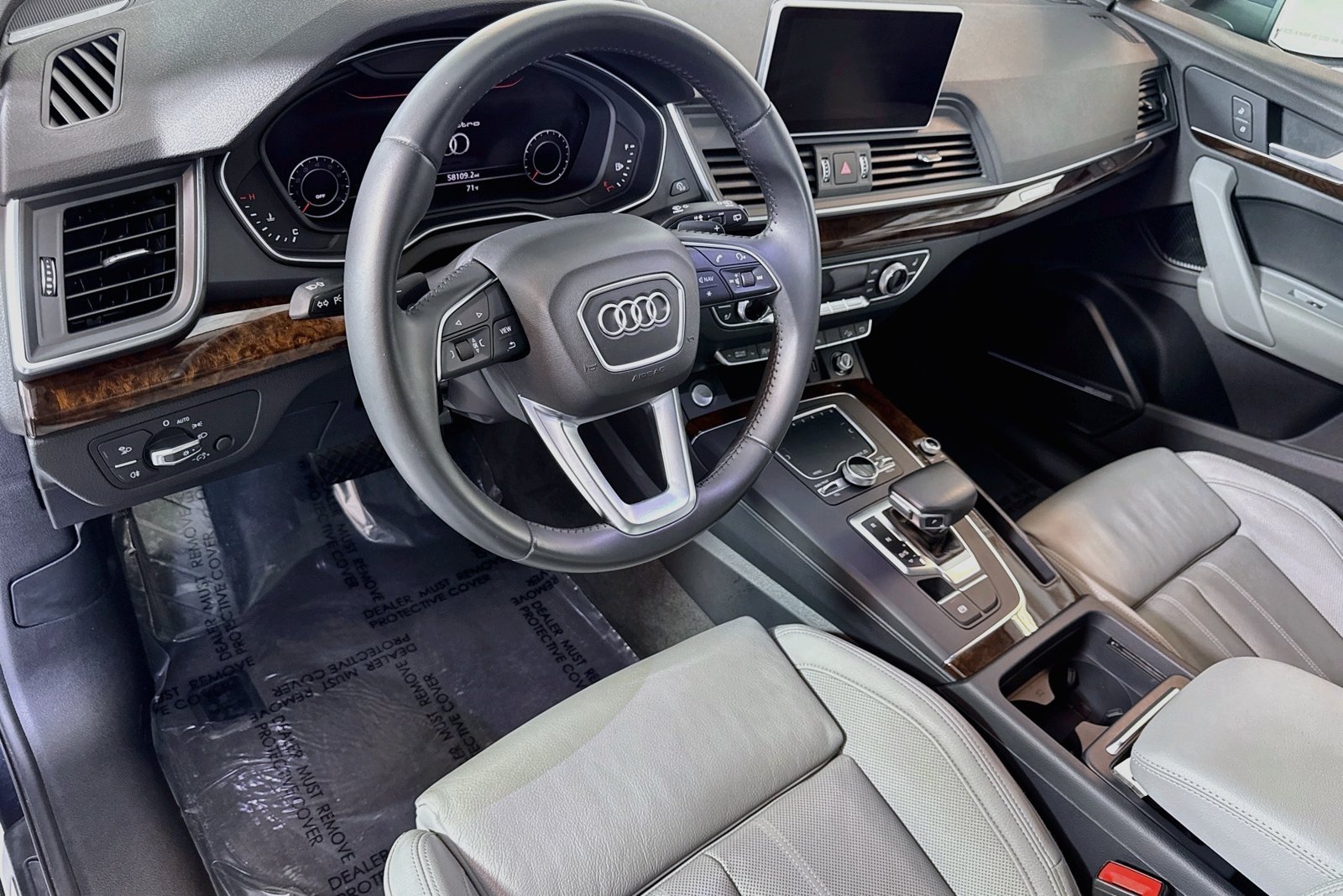 Used 2018 Moonlight Blue Metallic Audi Premium Plus image 9
