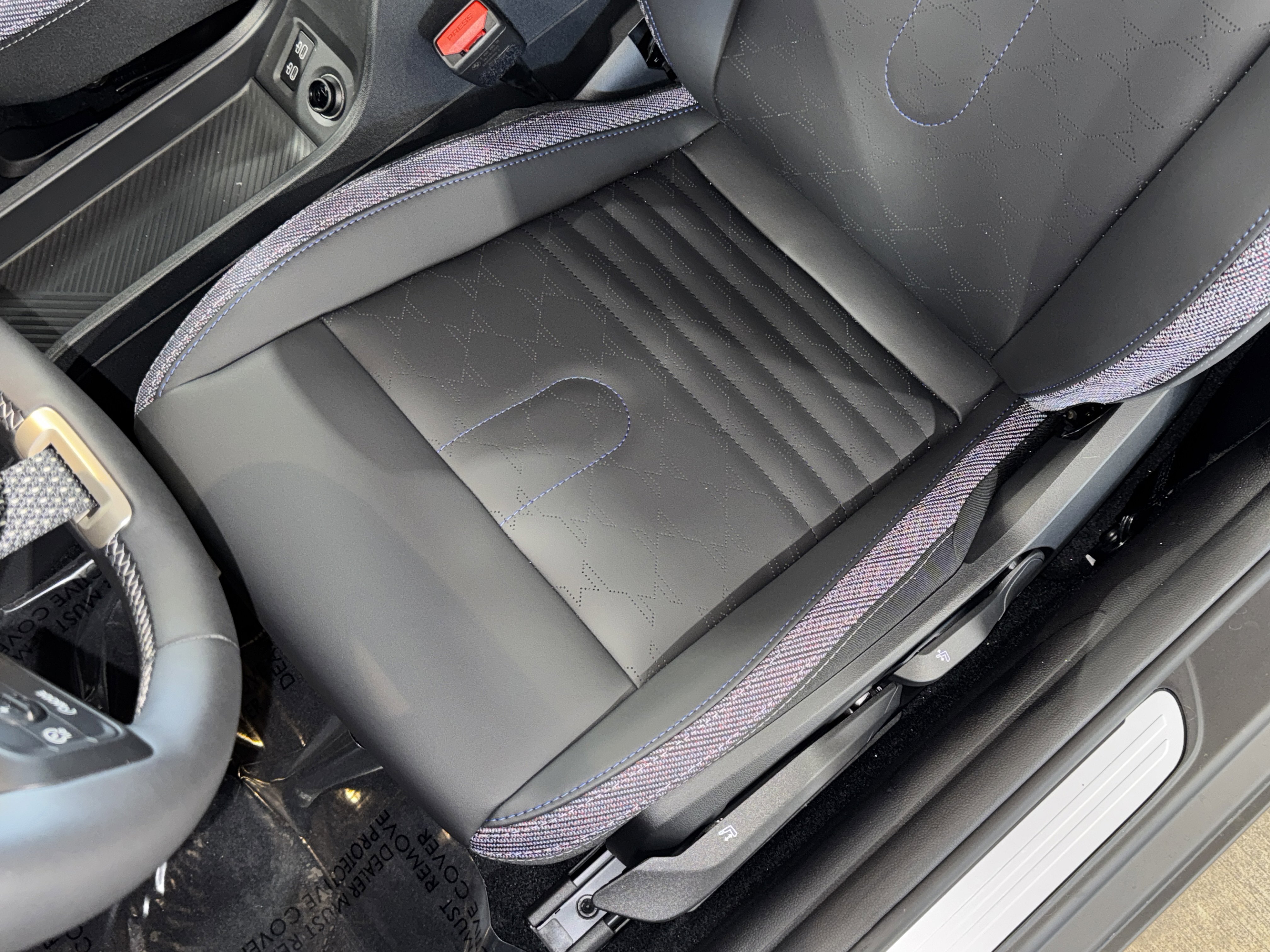 2026 MINI Convertible Base - Photo 23