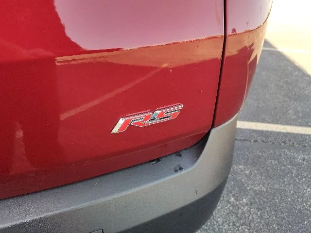 Used 2023 Red Chevrolet RS image 69