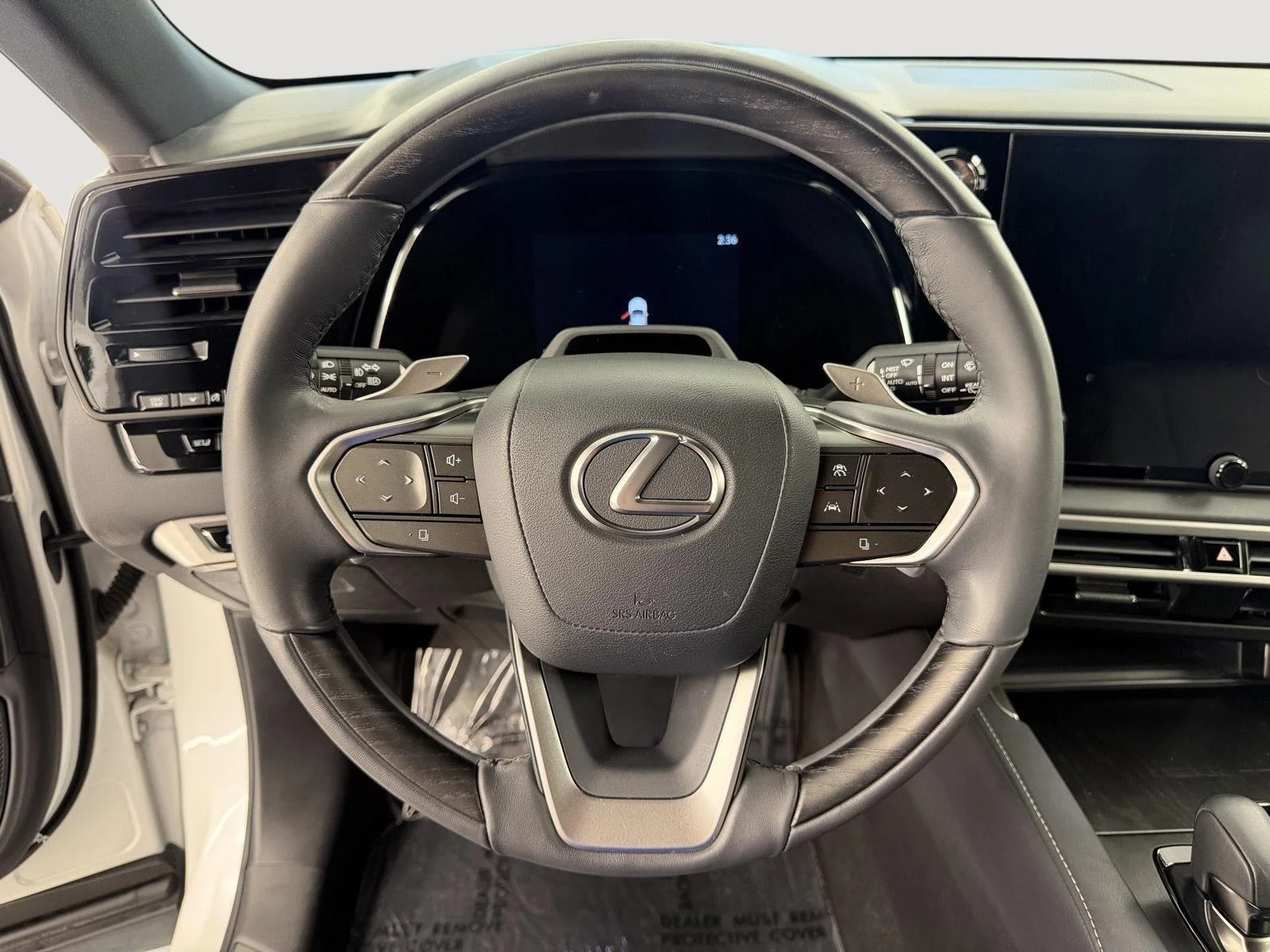 Certified Used 2023 Eminent White Pearl Lexus RX 350 Luxury image 12