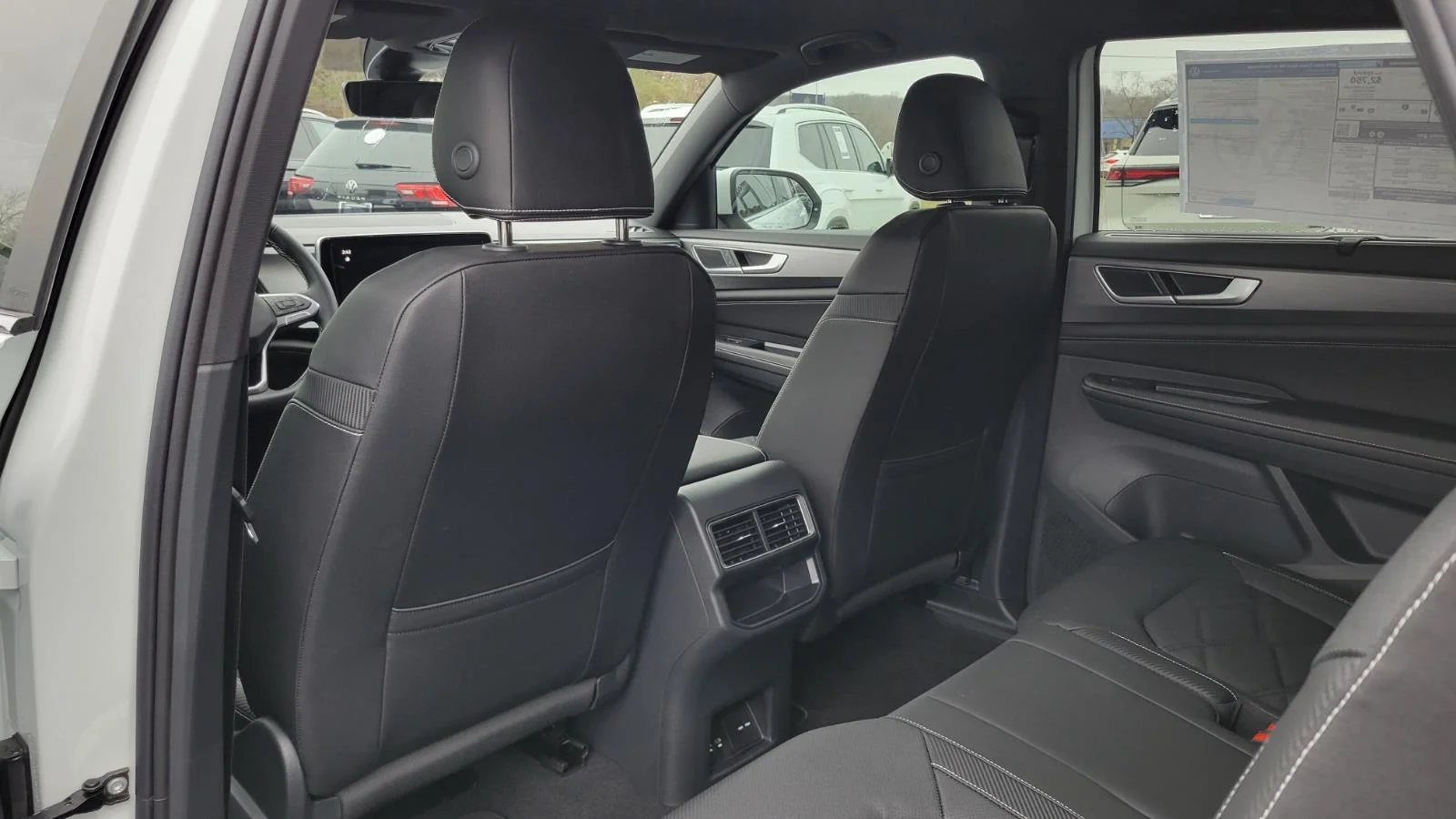 2026 Volkswagen Atlas Cross Sport SE w/Tech - Photo 39