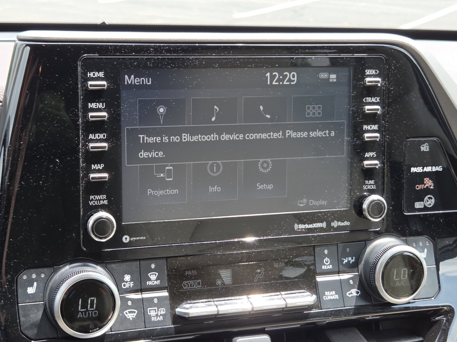 Used 2020 Midnight Black Metallic Toyota XLE image 10