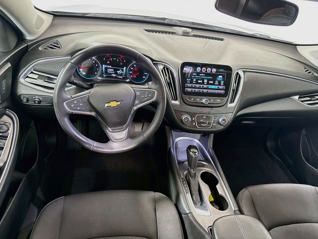 Used 2018 Nightfall Gray Metallic Chevrolet LT image 19