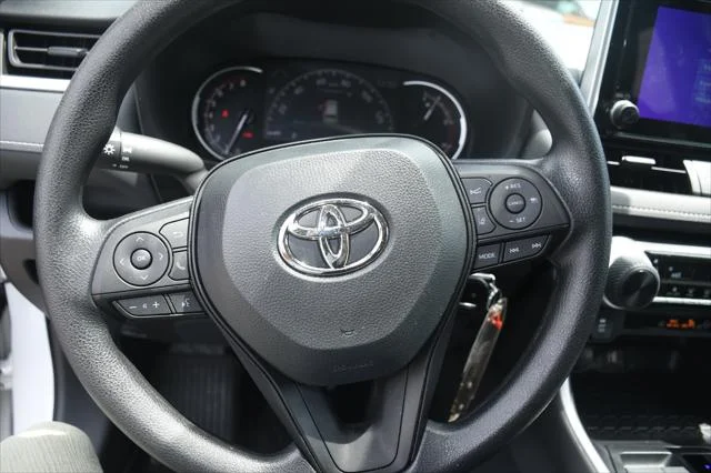 Certified Used 2025 ICE CAP Toyota  image 12