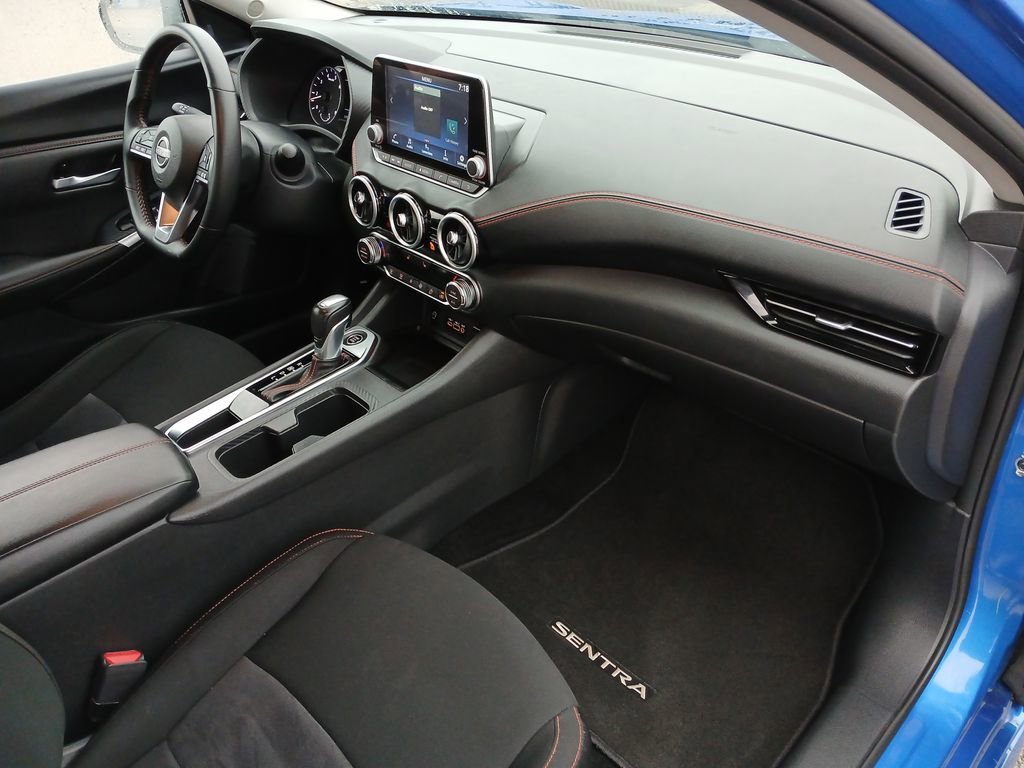 2025 Nissan Sentra SR - Photo 29