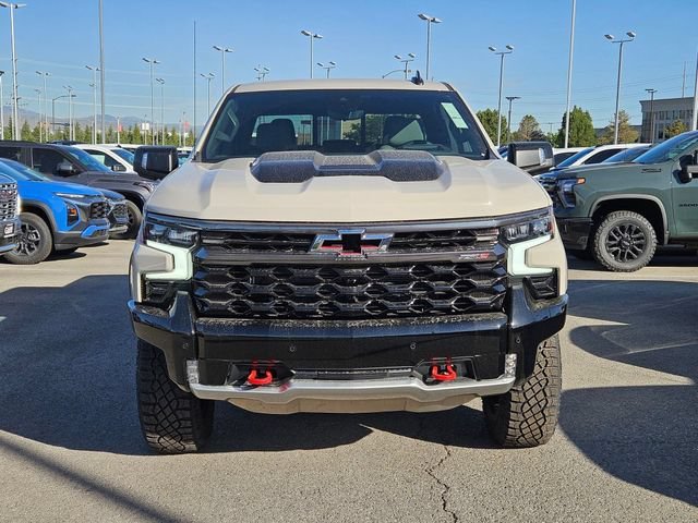 2026 Chevrolet Silverado 1500 ZR2 - Photo 9
