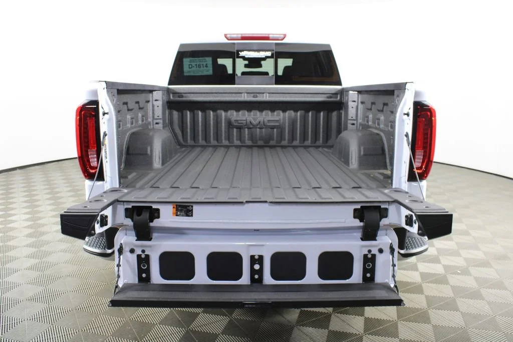 New 2026 Glacier White Tricoat GMC SLT image 7