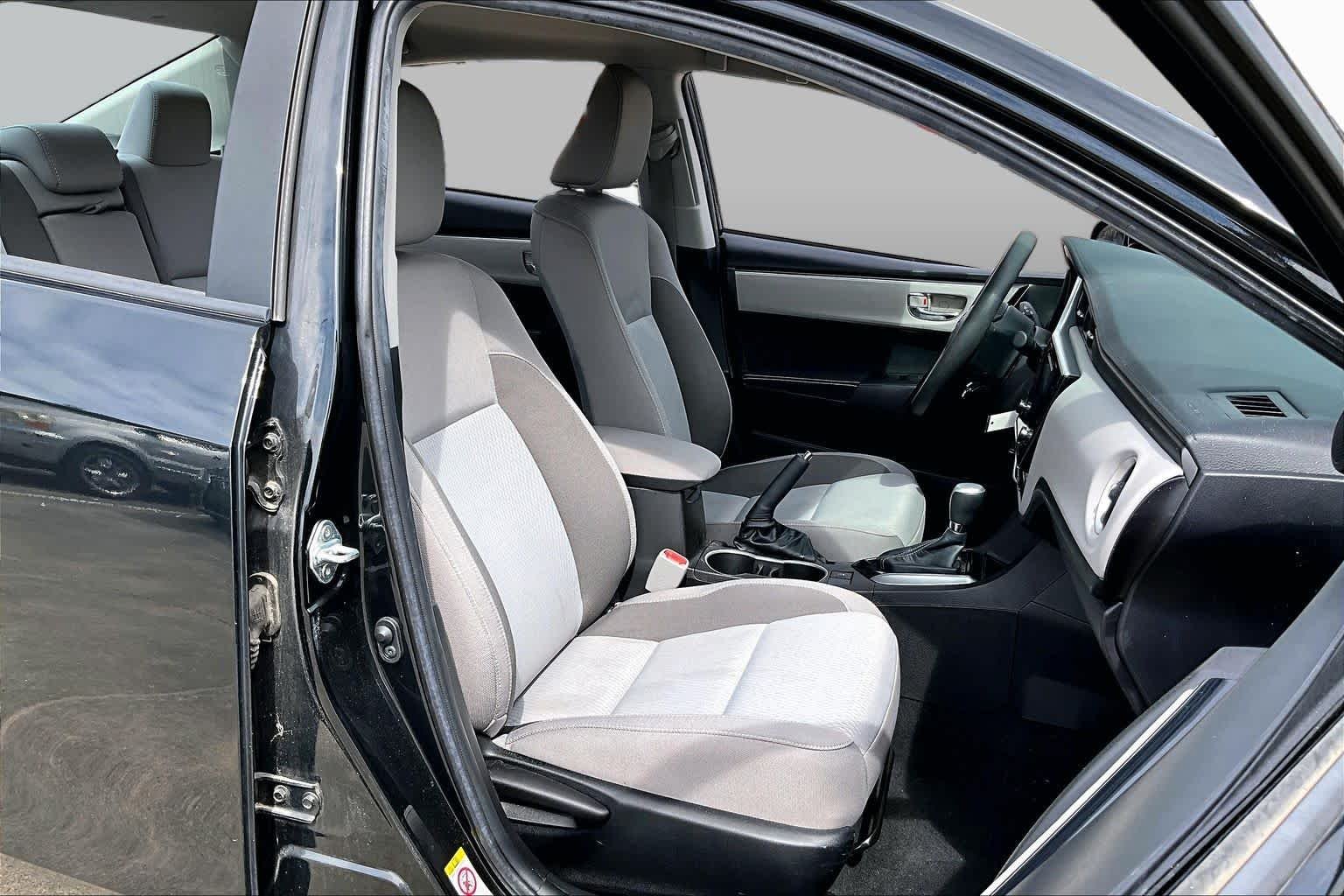 Used 2018 Black Sand Pearl Toyota LE image 8