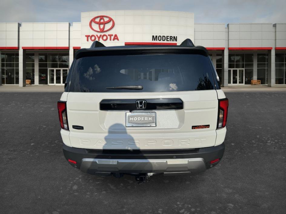 Used 2026 Platinum White Honda TrailSport Elite image 6