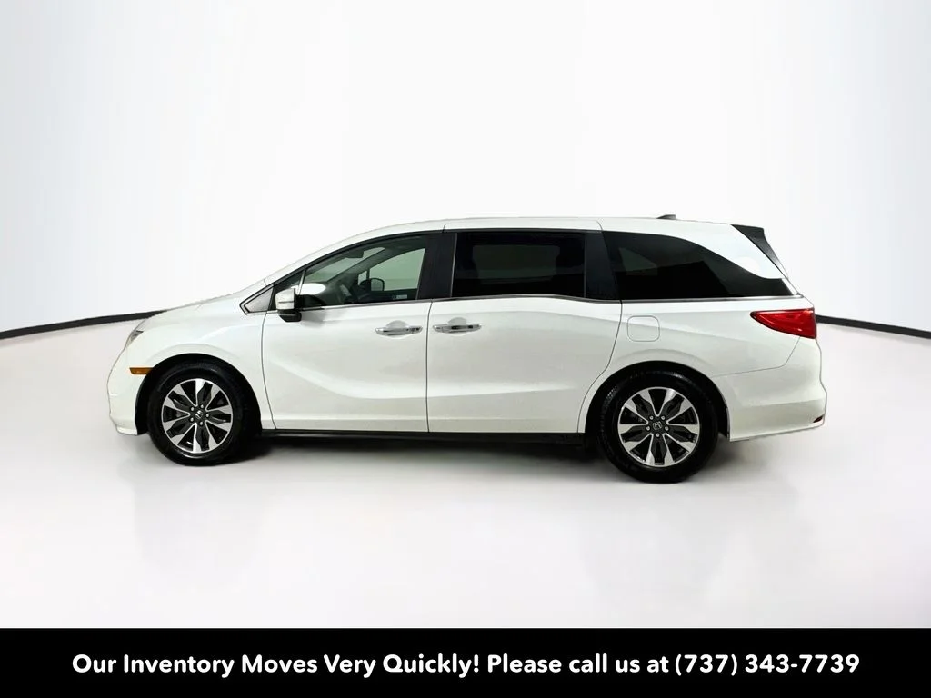Certified Used 2021 White Honda EX-L image 4