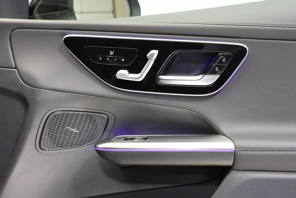 New 2027  Mercedes-Benz GLC 300 image 45