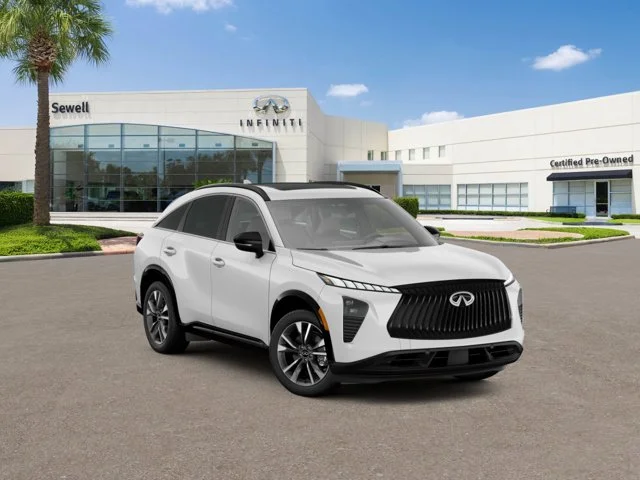 New 2027 RADIANT WHITE INFINITI Luxe AWD image 4
