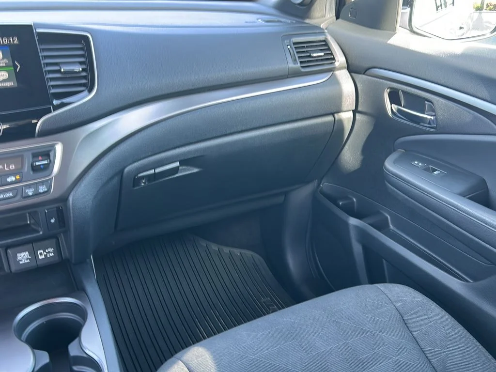 Used 2022 Silver Honda Sport image 16