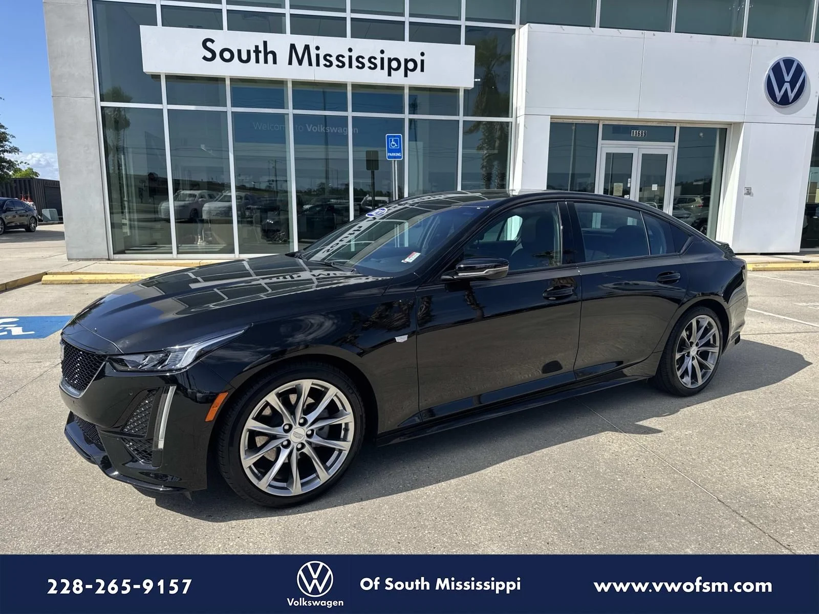 2023 Cadillac CT5 Sport's photo