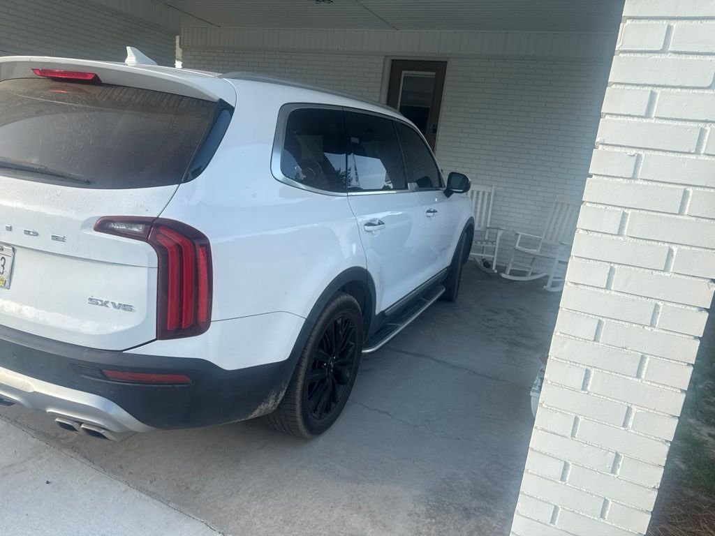 Used 2021 White Kia SX image 2