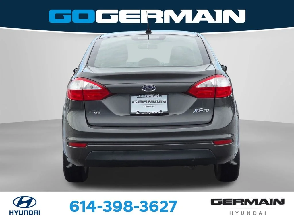 Used 2019 Gray Ford SE image 9