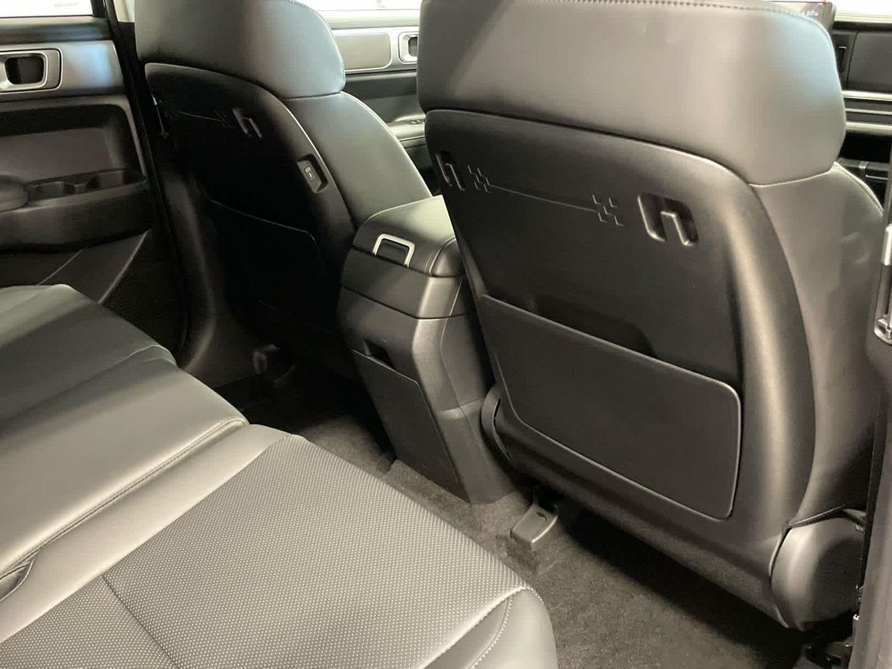 New 2026 Atlantis Blue Hyundai SEL AWD image 40