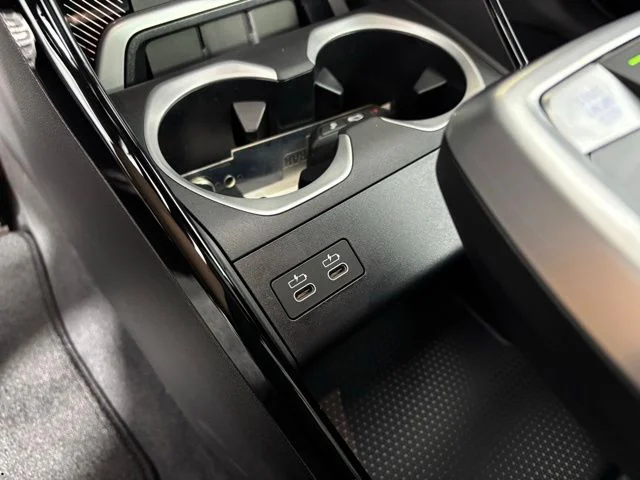New 2026 Black Sapphire Metallic BMW xDrive28i image 29
